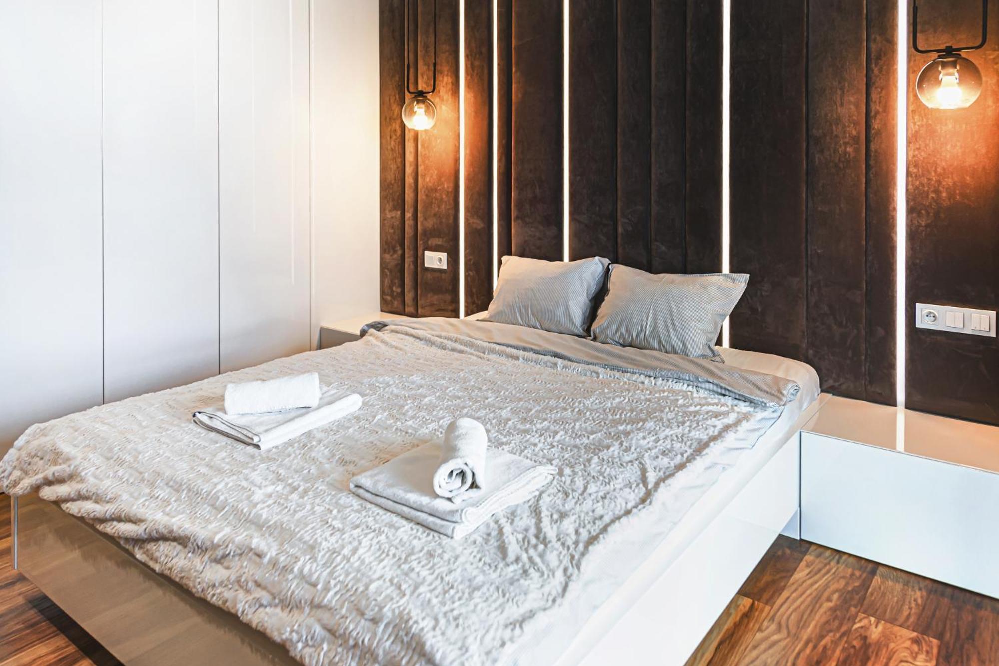Luksusowy Apartament Z Parkingiem W Samym Centrum Wroclawia Dış mekan fotoğraf