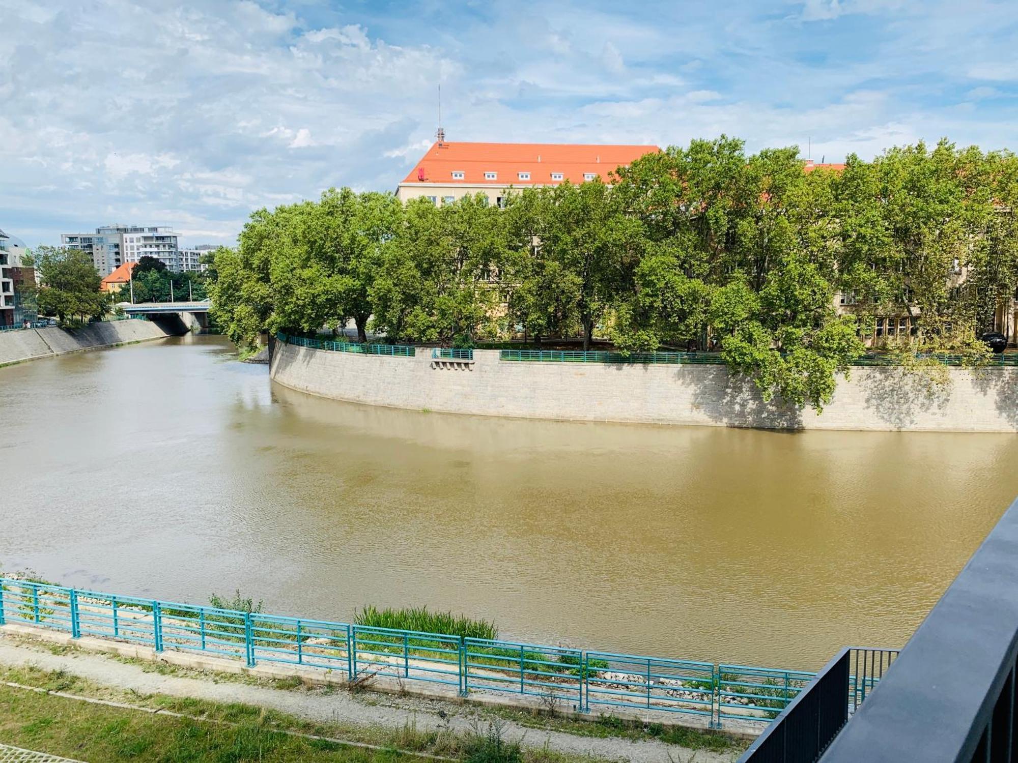 Luksusowy Apartament Z Parkingiem I Klimatyzacja W Samym Centrum Wroclawia Dış mekan fotoğraf