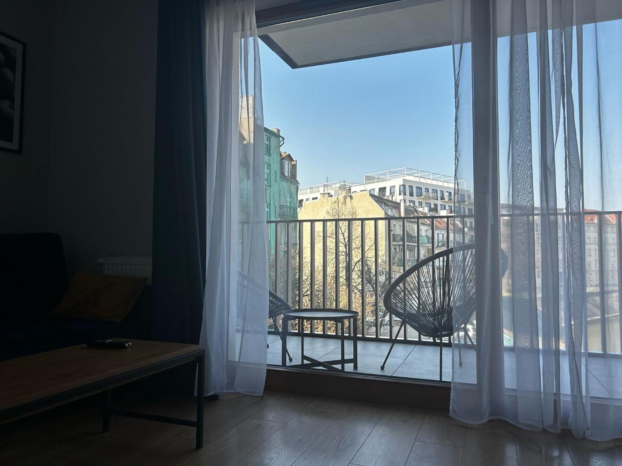 Luksusowy Apartament Z Parkingiem I Klimatyzacja W Samym Centrum Wroclawia Dış mekan fotoğraf