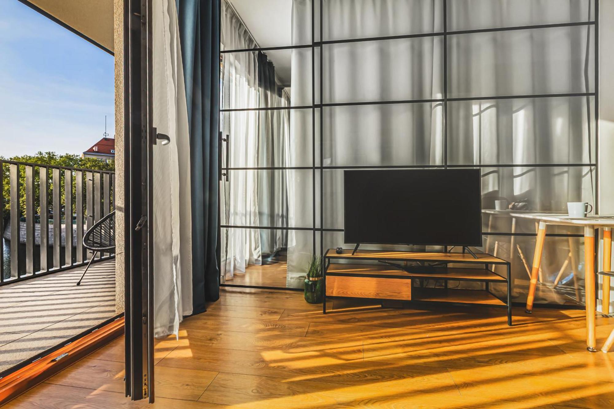 Luksusowy Apartament Z Parkingiem W Samym Centrum Wroclawia Dış mekan fotoğraf